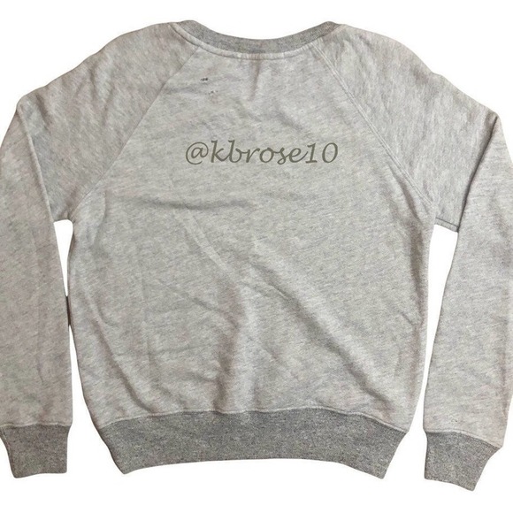 n:Philanthropy Grey Pullover Sweatshirt Embroidered Flowers NWOT Small - Picture 4 of 12